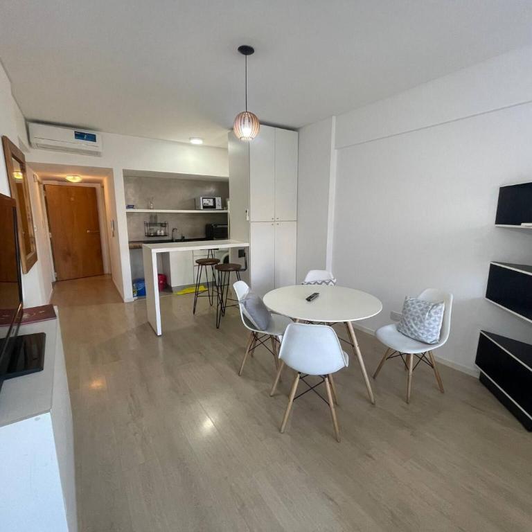 Modern Studio with Balcony in the Heart of Buenos Aires - Apartamento - 13