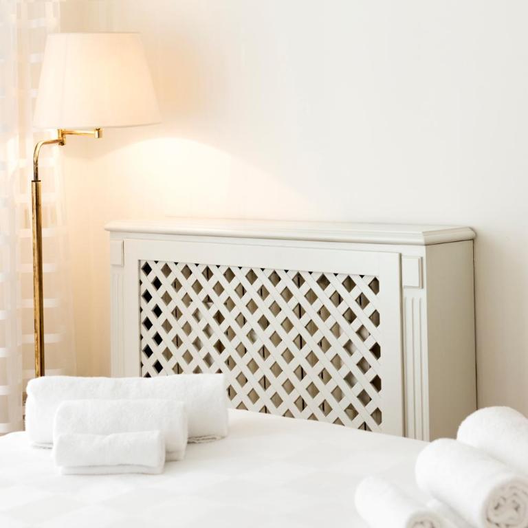 Heart Milan Apartments Duomo Castello - Appartamento con 2 Camere da Letto - Via Rovello 19 - 20