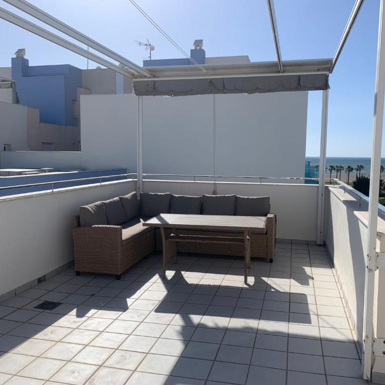 Beautiful 2 bedroom penthouse - Apartment - 27