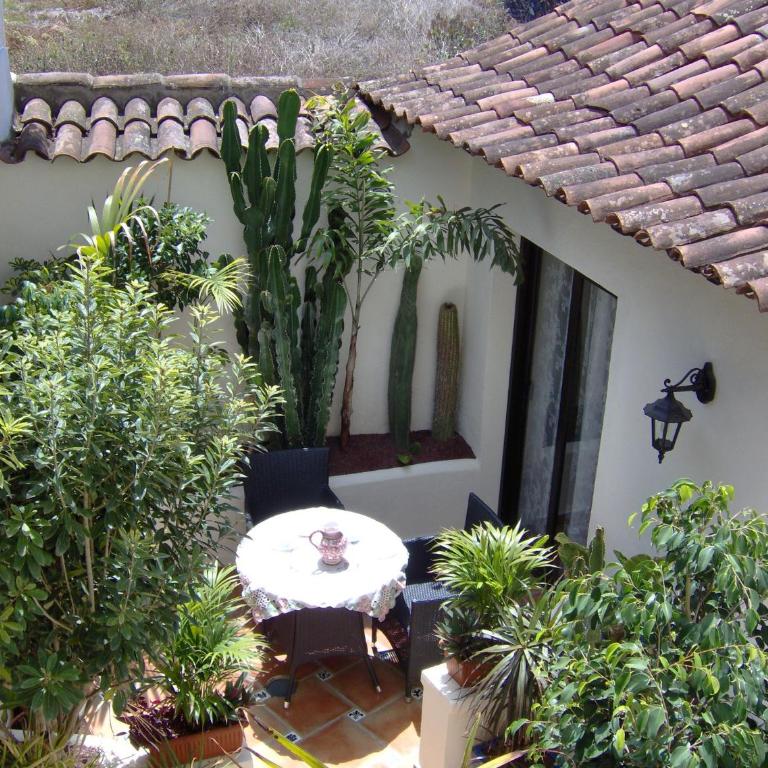 Rustic holiday home with small patio-terrace - Apartamento - 10