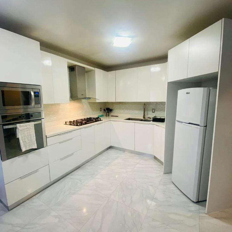 Departamento frente al mar - Three-Bedroom Apartment - 9