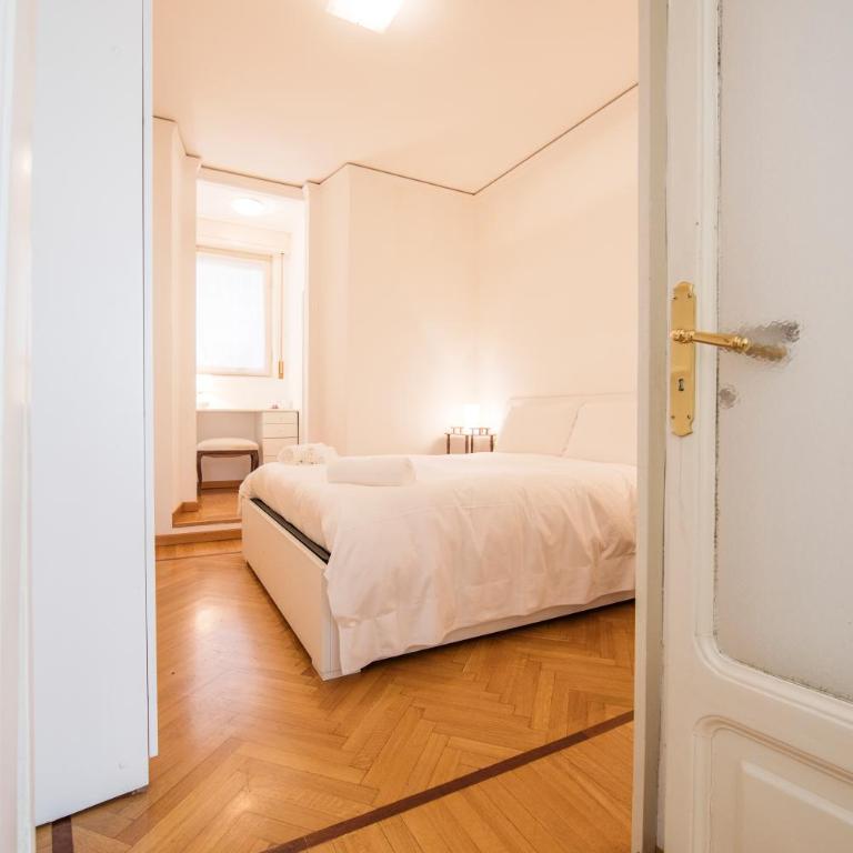 Heart Milan Apartments Duomo Castello - Appartamento con 2 Camere da Letto - Via Rovello 19 - 10