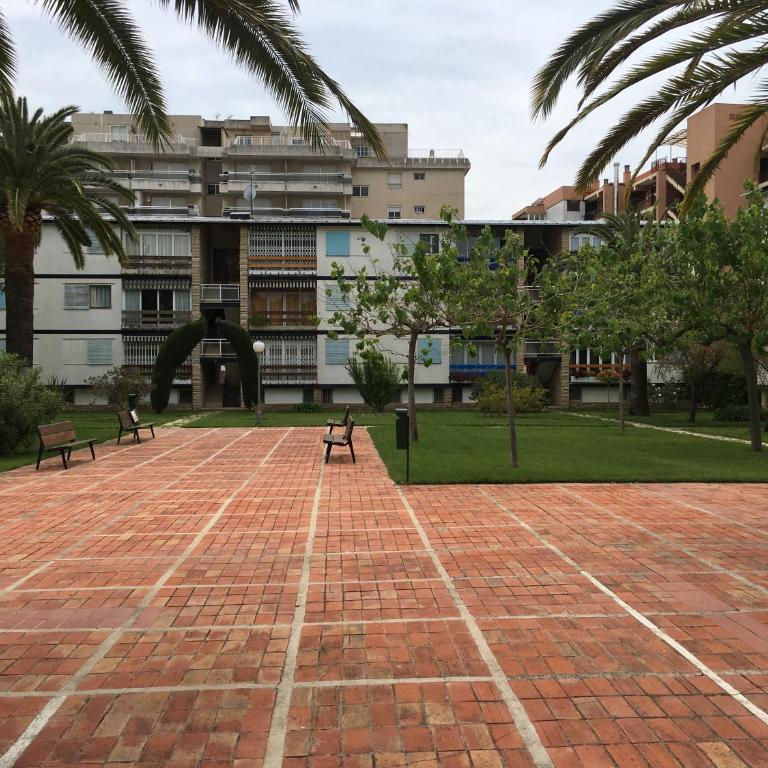 Home Ibiza Salou - Apartamento de 3 dormitorios con balcón - 20