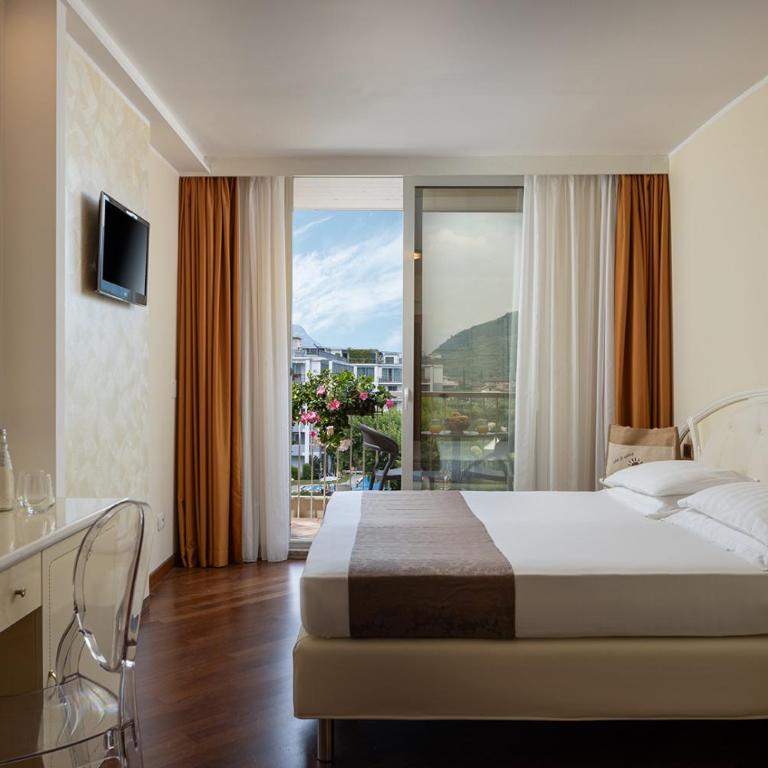 Hotel Savoy Palace - Tonelli Hotels - Camera Matrimoniale Standard - 2