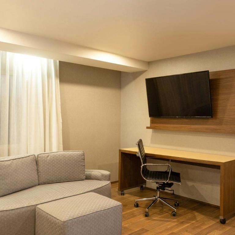 Courtyard by Marriott Mexico City Revolucion - Master Suite - 5