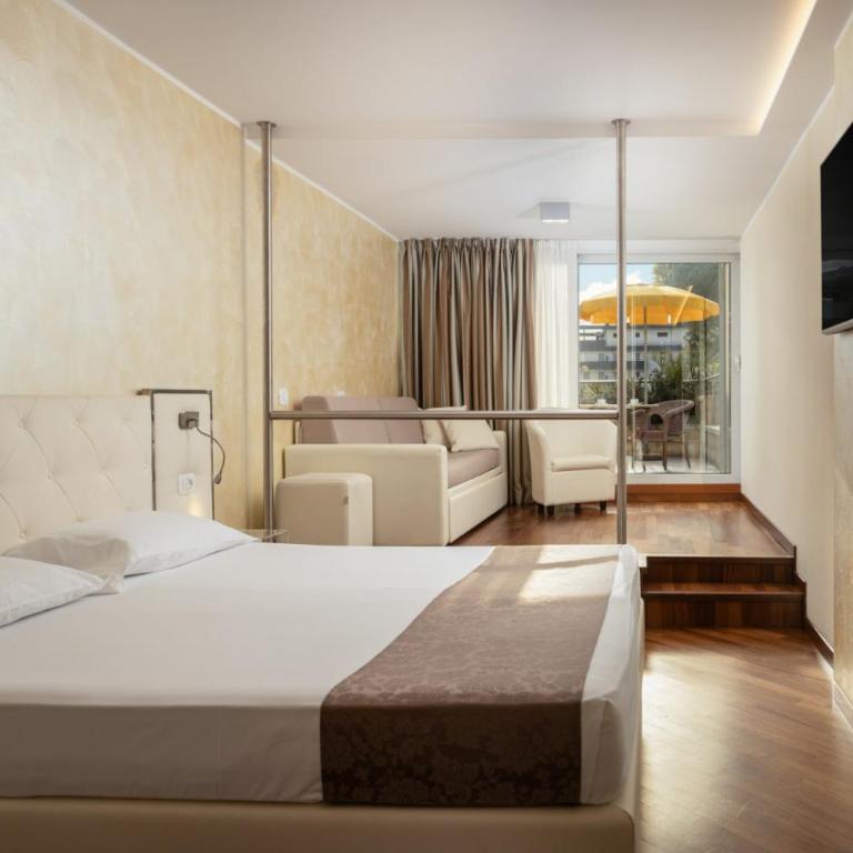 Hotel Savoy Palace - Tonelli Hotels - Junior Suite con Terrazza - 8