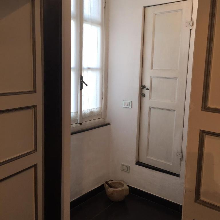 Casa Tipica by PortofinoVacanze - Appartamento con 2 Camere da Letto - 83