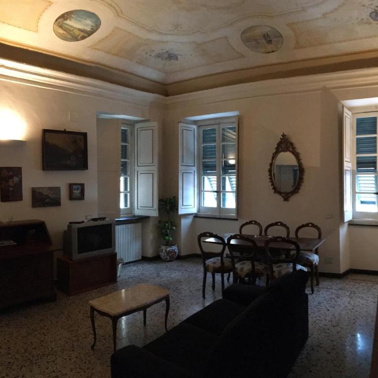 Casa Tipica by PortofinoVacanze - Appartamento con 2 Camere da Letto - 87