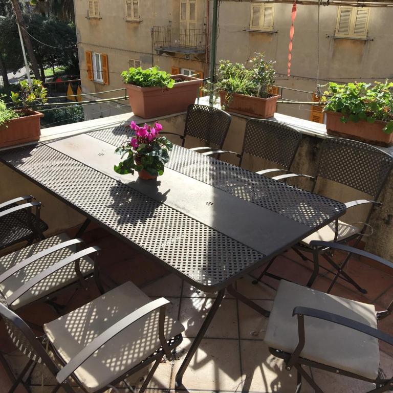 Casa Tipica by PortofinoVacanze - Appartamento con 2 Camere da Letto - 97