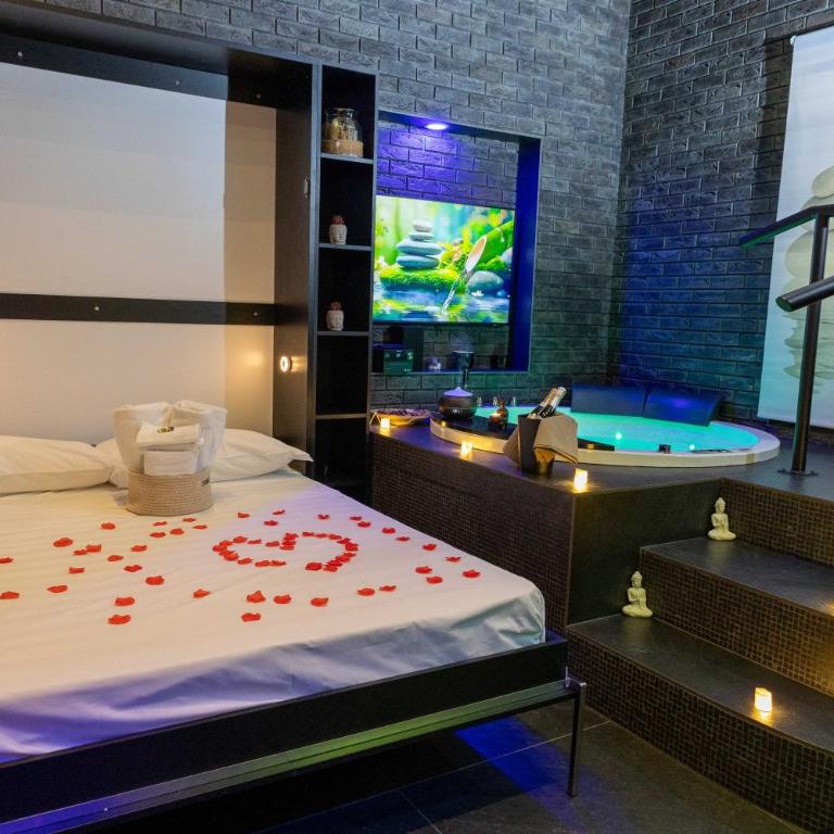 Lungomare Suite & Spa - Double Room with Spa Bath - 2