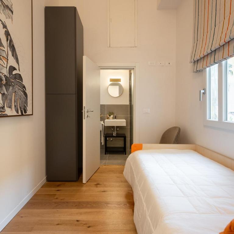 Via dei Pepi 3 - Florence Charming Apartments - Chic retreat Apartment a few steps from Santa Croce Square - Appartamento con 3 Camere da Letto - 18