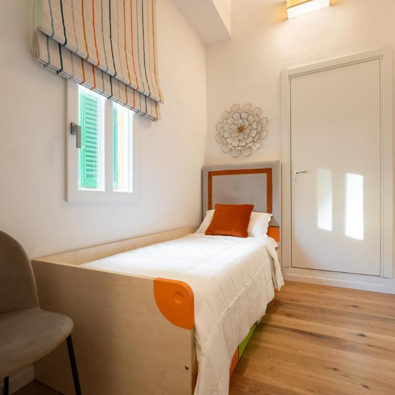 Via dei Pepi 3 - Florence Charming Apartments - Chic retreat Apartment a few steps from Santa Croce Square - Appartamento con 3 Camere da Letto - 15