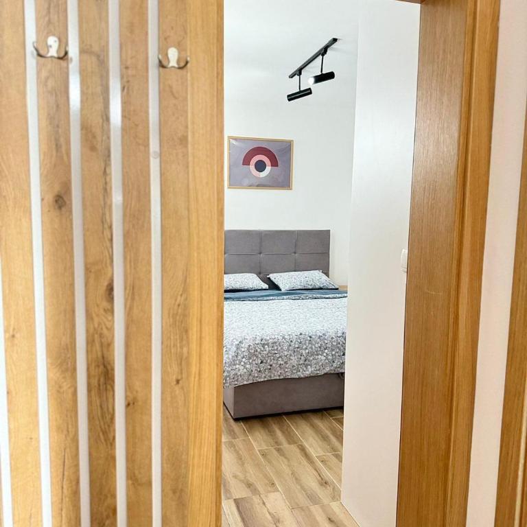 Hillbilly 6 - One-Bedroom Apartment - 14