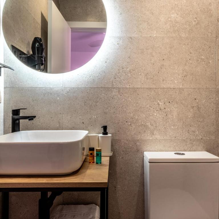 Arenal Suites Bilbao - Small Double Room - 2
