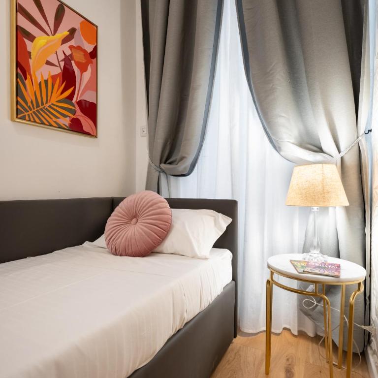 Via Palazzuolo 87 - Florence Charming Apartments - Newly Renovated Elegance and Style Near Station - Appartamento con 2 Camere da Letto - 18