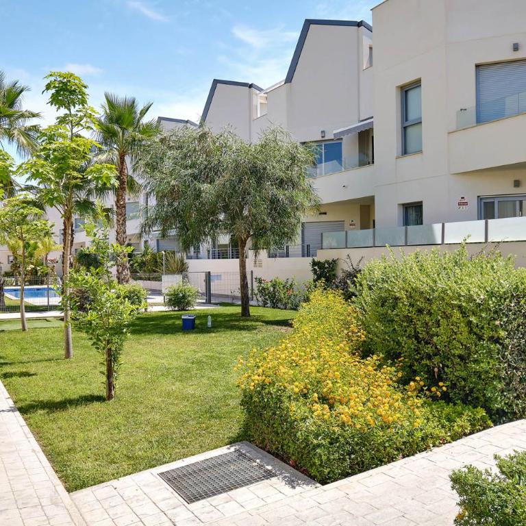 Villa Amalia II - Heated Pool, Sauna & Jacuzzi - Two-Bedroom Apartment with Balcony and Terrace - 2