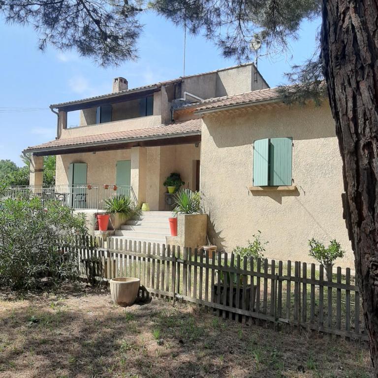 Appartement avec grand jardin et parking, Uzès - Appartement 1 Chambre - 1