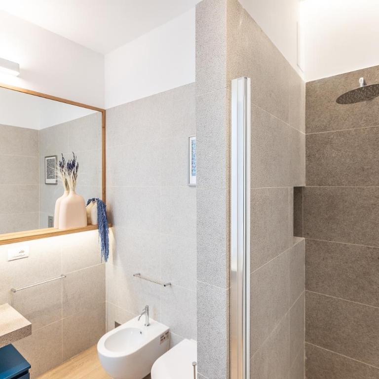 ARIOSTO'S Luxury Rooms - Camera Tripla Deluxe - 3
