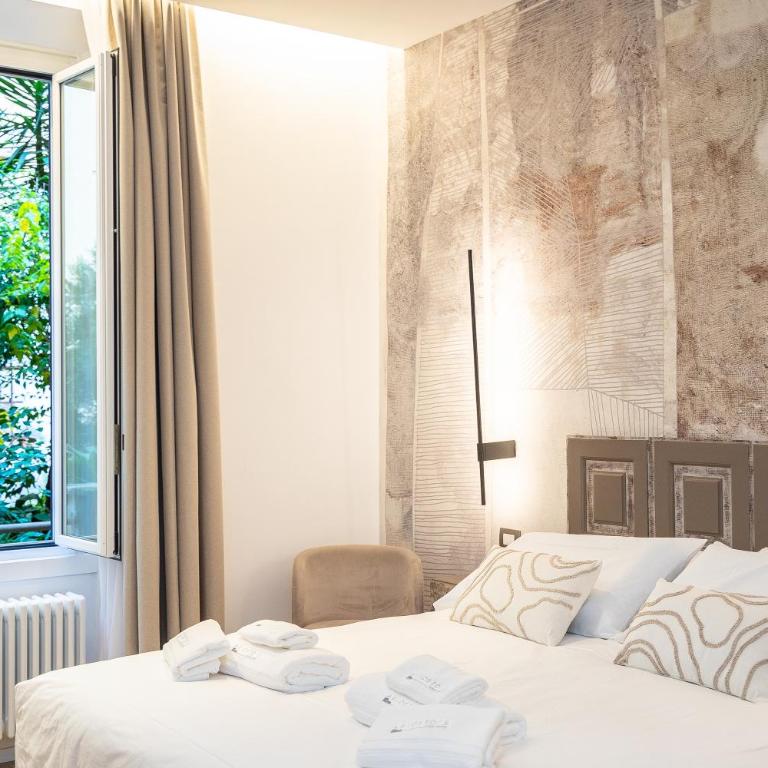 ARIOSTO'S Luxury Rooms - Camera Tripla Comfort - 1