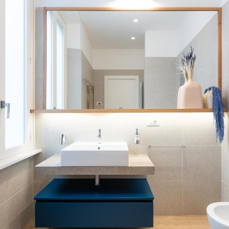 ARIOSTO'S Luxury Rooms - Camera Tripla Deluxe - 7