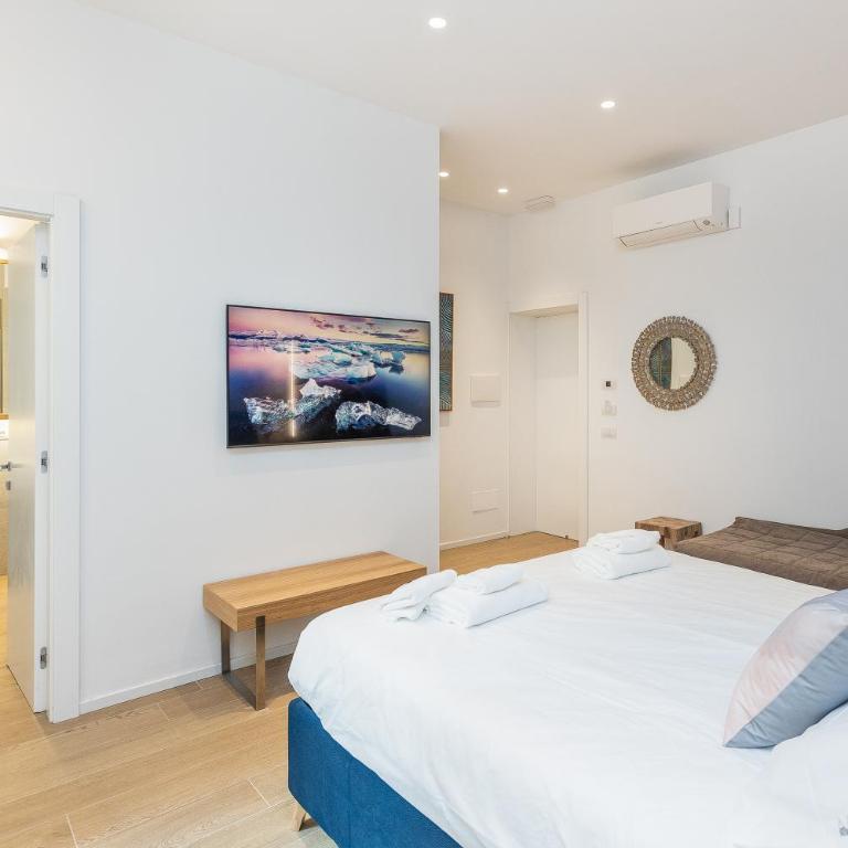 ARIOSTO'S Luxury Rooms - Camera Tripla Deluxe - 21