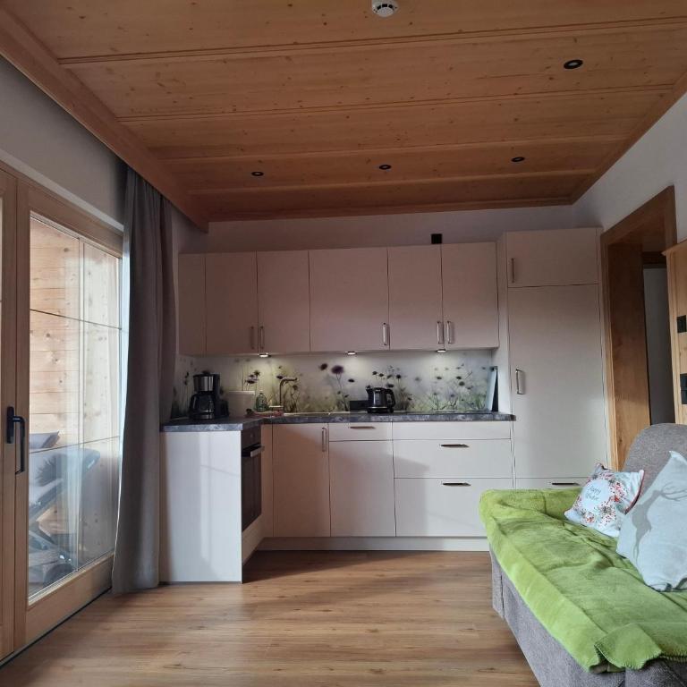Sonnenappartements Madlstatthof - Deluxe Apartment mit 2 Schlafzimmern und Gartenblick - 5