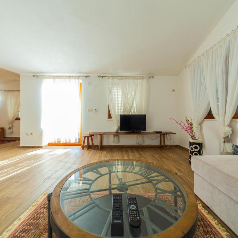 Villa Olive Grove - Vila - 13