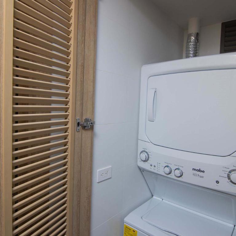 2BR Luxury Apartment In Morros Eos By Huespedia - Apartment - 23