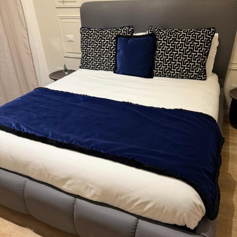 XCross Suites Basilica San Paolo - Triple Room with Balcony - 2