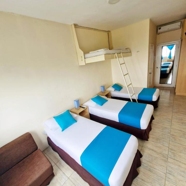 Hotel Crucero - Habitación cuádruple - 10