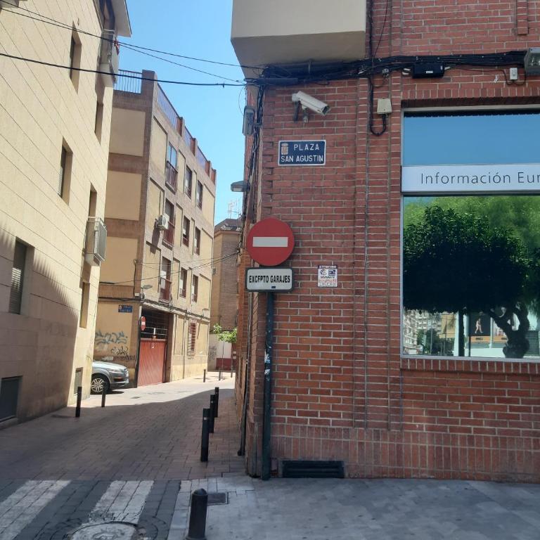 Apartamento Cerca Estacion de Bus - Apartamento de 3 dormitorios - 25