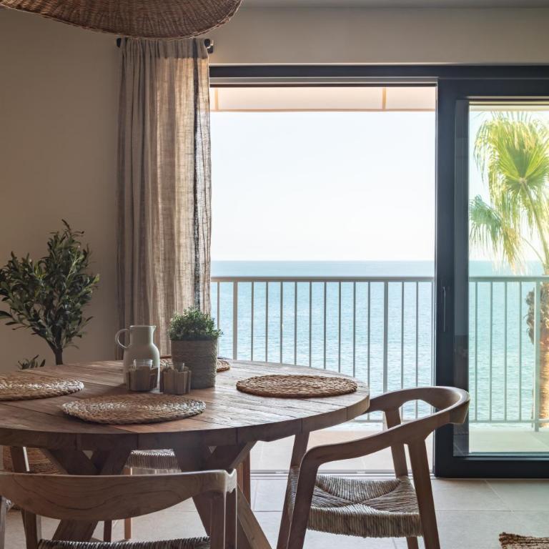 Puerto Marina - Apartamento de 2 dormitorios con vistas al mar - 8