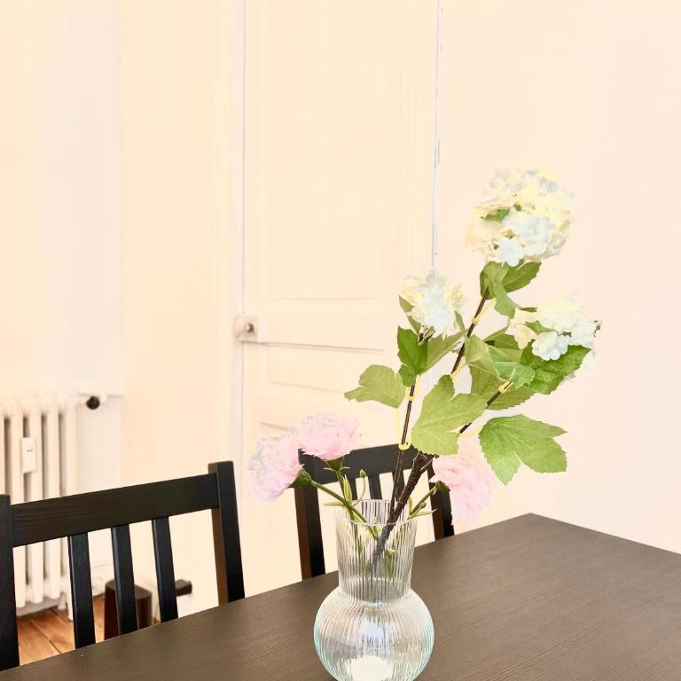 Spacious flat near Montparnasse Bausset 4th - Appartement 1 Chambre - 11