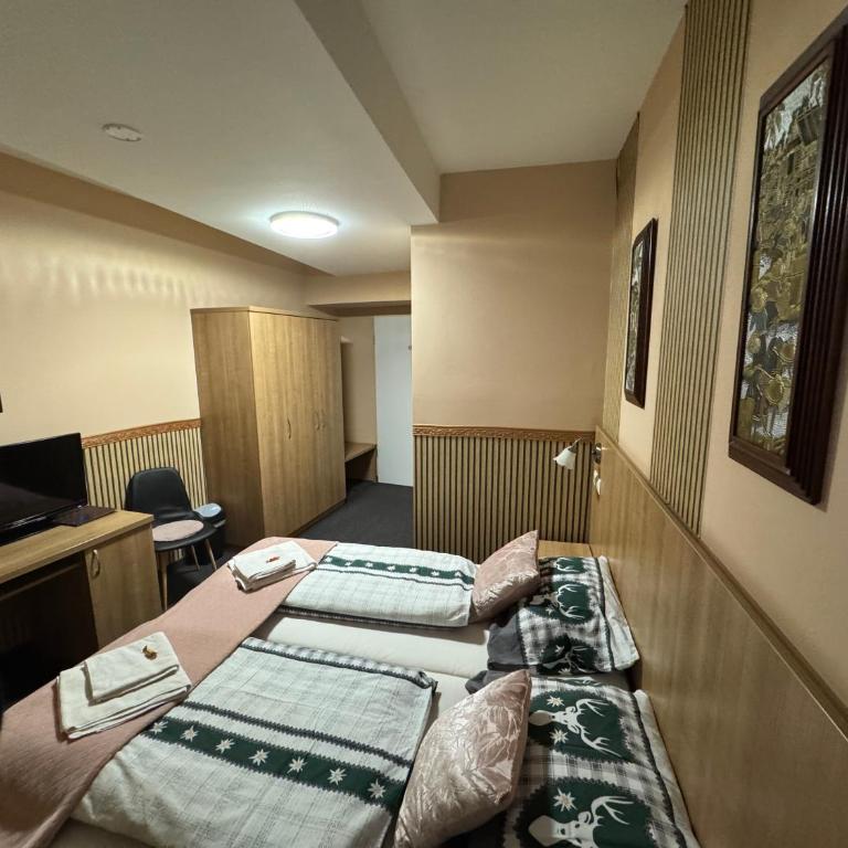 Jasmin Pension Central Location Shared Kitchen Pet Friendly - Doppelzimmer mit eigenem Bad - 3