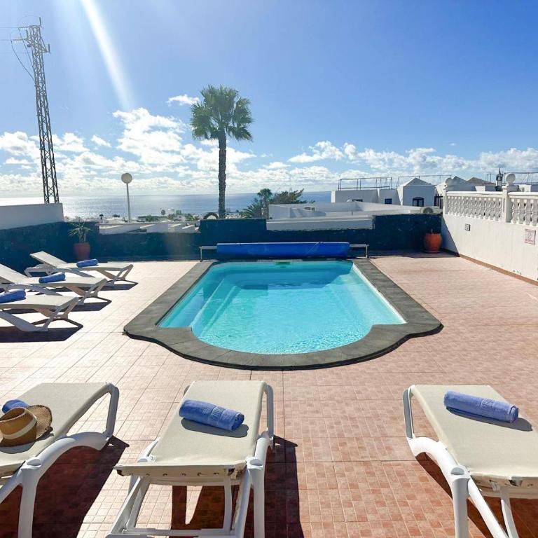 Villa Siempre Mar - Three-Bedroom Villa - 11