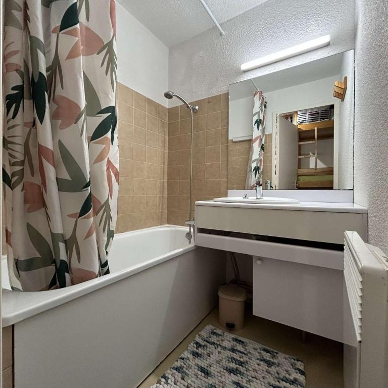 Studio en RdC avec terrasse, jardin et parking, Montgenèvre - FR-1-330D-58 - Appartement (4 Adultes) - 13