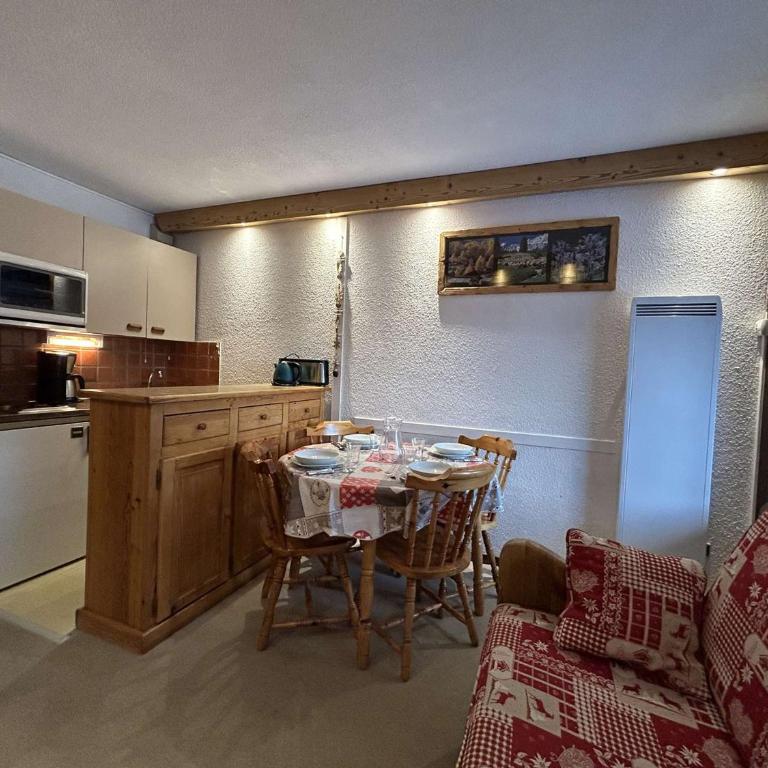 Studio en RdC avec terrasse, jardin et parking, Montgenèvre - FR-1-330D-58 - Appartement (4 Adultes) - 14