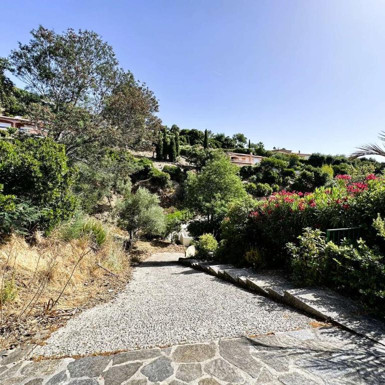 La Courtade, Maison pour 7 personnes dans domaine privé avec piscine à La Londe-Les-Maures - Villa mit 3 Schlafzimmern - 5