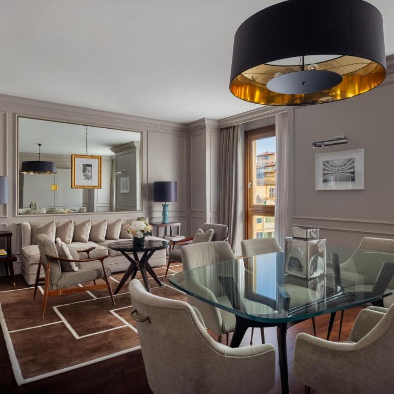 Portrait Firenze - Lungarno Collection - Portrait Suite with River View - 1