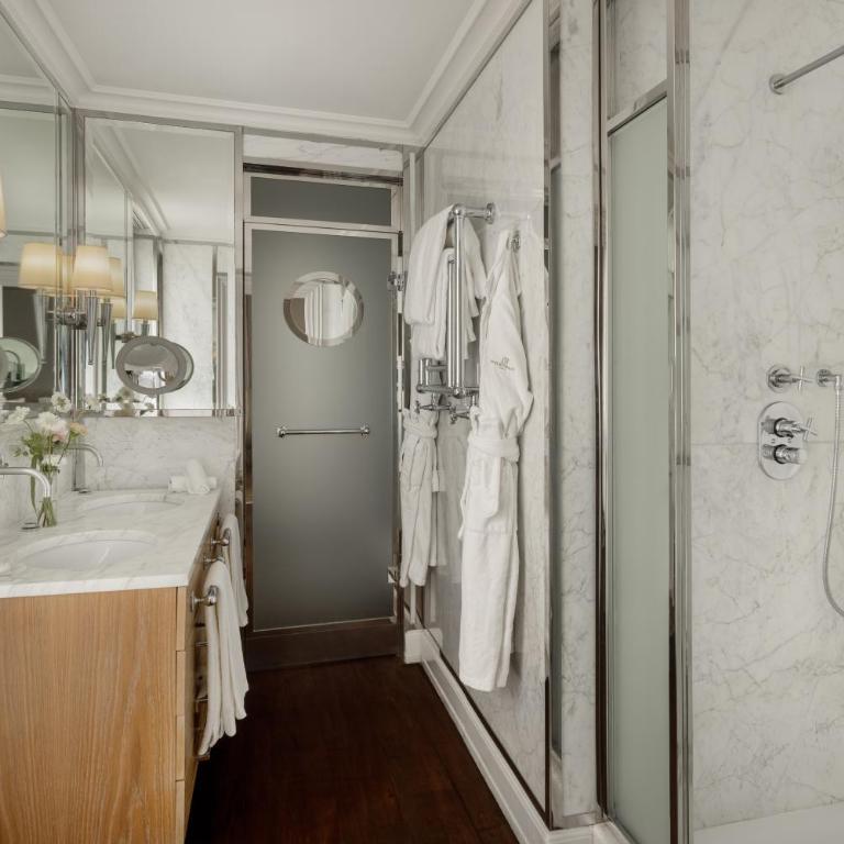Portrait Firenze - Lungarno Collection - Portrait Suite with River View - 3