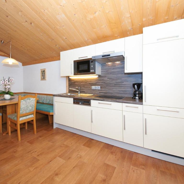 Casa Marmota - Apartment mit 1 Schlafzimmer und Balkon - Dachgeschoss - 1