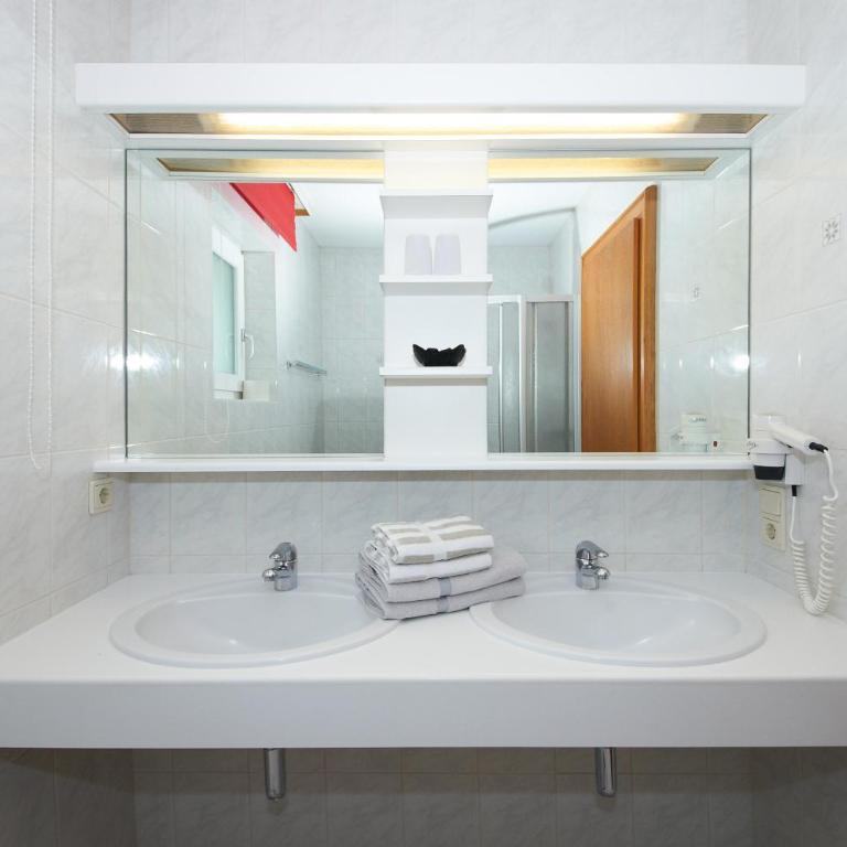 Casa Marmota - Apartment mit 1 Schlafzimmer und Balkon - 3