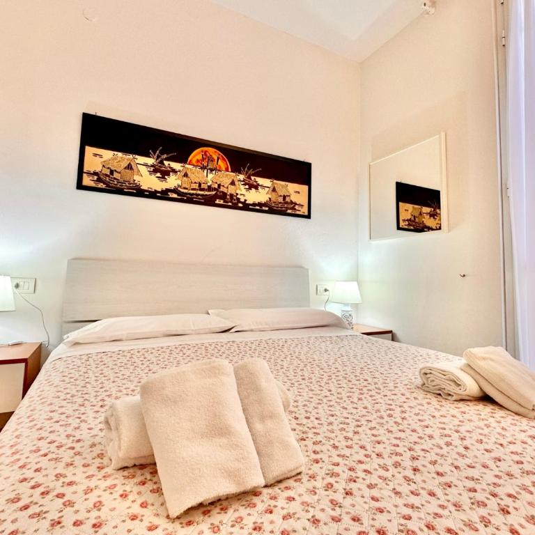 Dimora Concept - A due passi dal mare - Free Parking - Appartamento con 2 Camere da Letto - 24