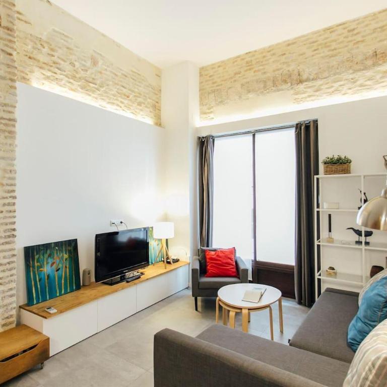 Amplio apartamento de diseño precioso con parking incluido en pleno centro - Apartamento de 2 dormitorios - 2