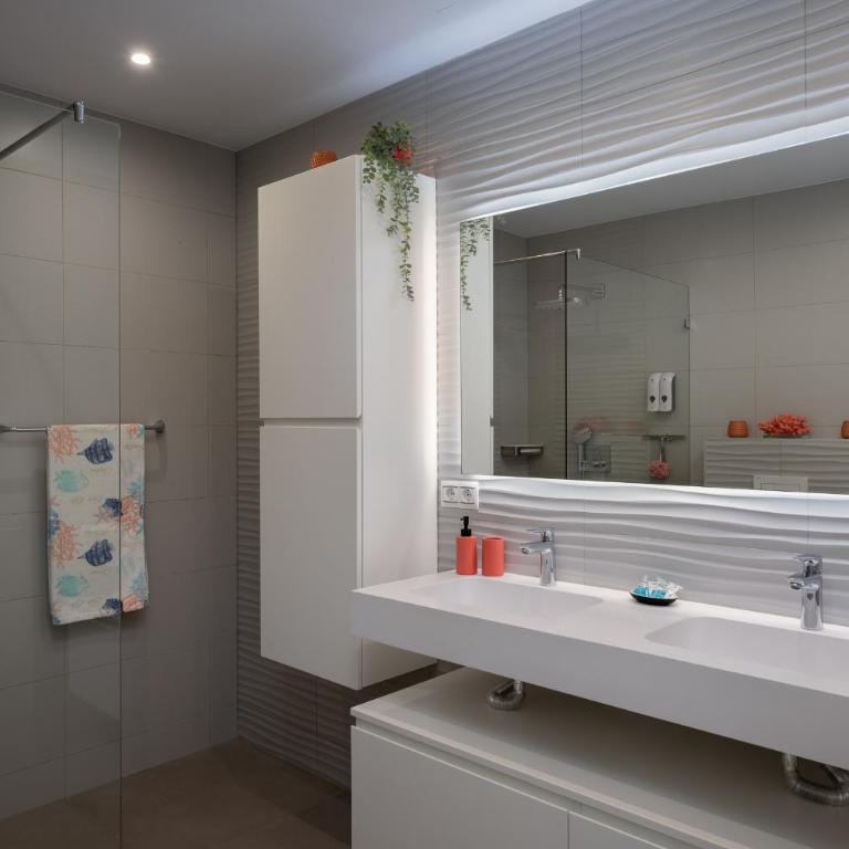 4-Bedroom Modern Villa with Sea View - Villa con vistas al mar - 19