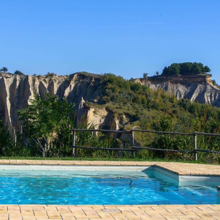 Villa I Calanchi Di Civita - Villa con Piscina Privata - 1