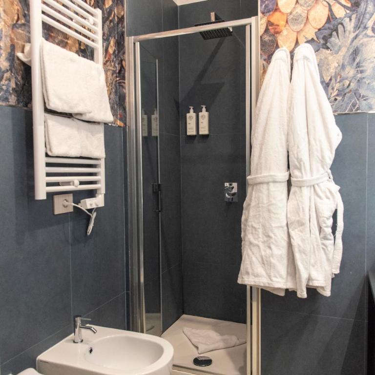 Adelaide Suite Dreams - Camera Deluxe - 10