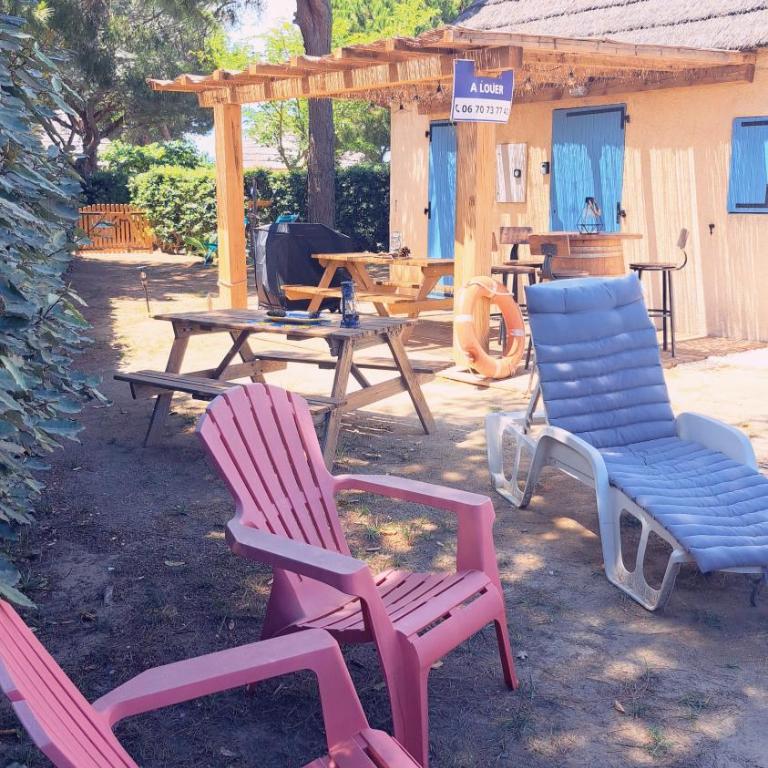 libre du 21 juin au 4 juillet venez prendre la fraîcheur en bord de lac et plage de Barcarès à 800m cabane rénovée 8 couchages possibles - Haus mit 3 Schlafzimmern - 51