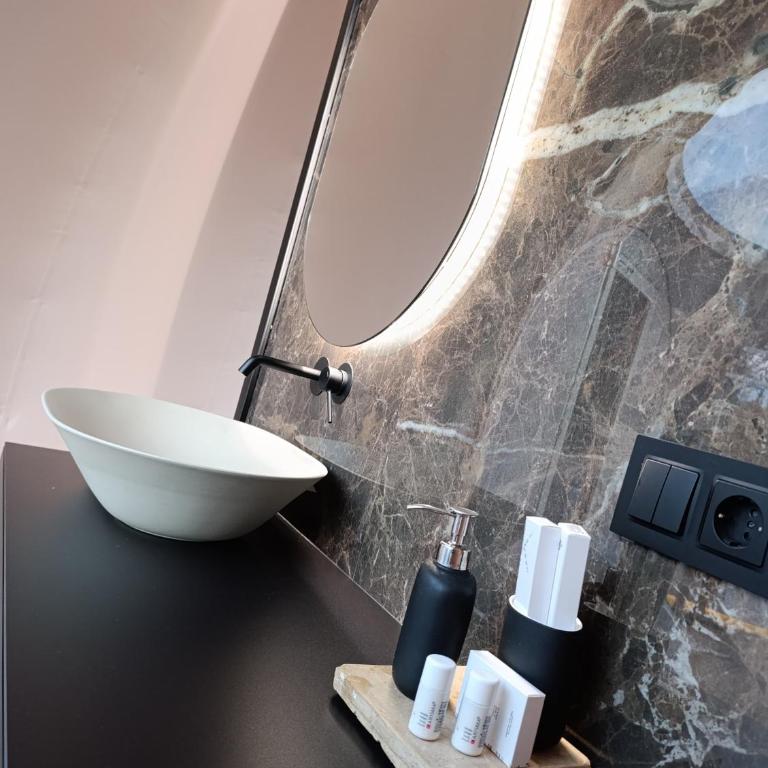 Tenuta Danesi - Camere - Appartamenti - Bubble Room - Suite Deluxe con Vasca Idromassaggio - 3