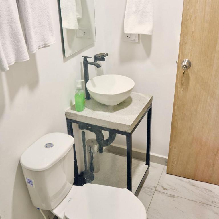 Apartahotel en Laureles - Studio Apartment - 24